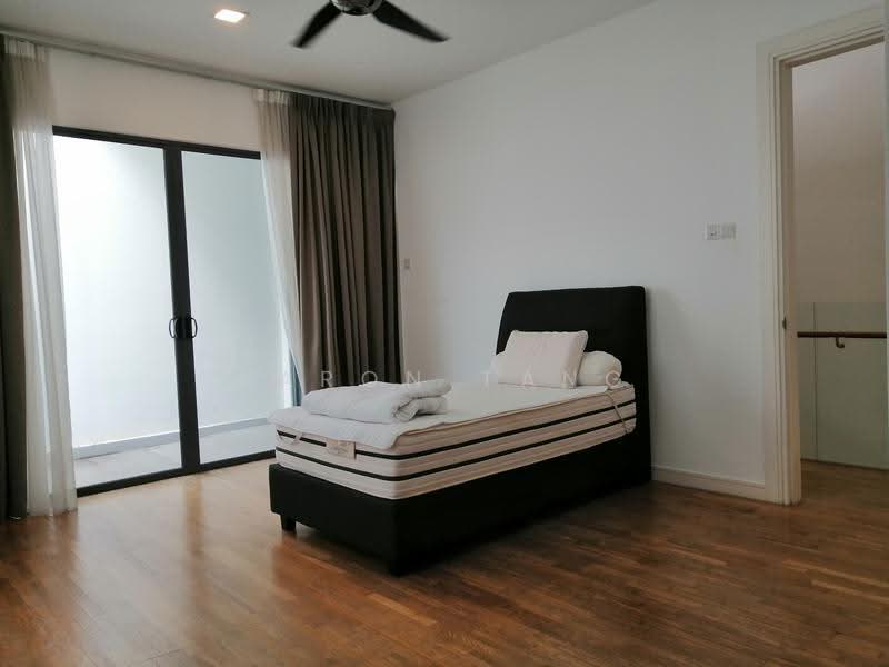 Semi-Detached House for Sale in Petaling Jaya (Selangor) - Aaron Tang - Bedroom - PropertyGuru.com.my
