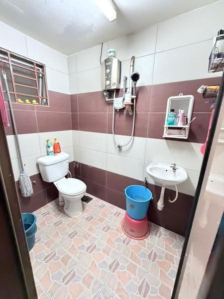 2-storey Terraced House for Sale in Taman Damai Utama (Bandar Kinrara) - Angel Ng - Bathroom - PropertyGuru.com.my