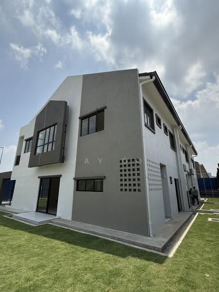 Rumah Teres 2-Tingkat untuk Dijual di Cyberjaya (Selangor) - Jay Go - Exterior - PropertyGuru.com.my