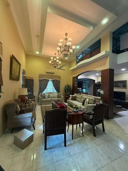 Rumah Berkembar untuk Dijual di Taman Pelangi Indah (Ulu Tiram) - Coco Lee - Living Room - PropertyGuru.com.my