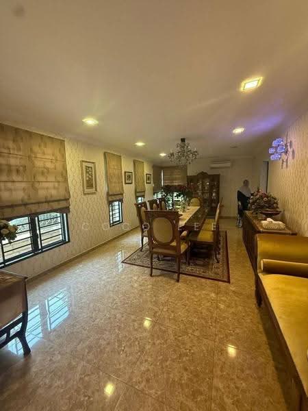 Rumah Berkembar untuk Dijual di Taman Pelangi Indah (Ulu Tiram) - Coco Lee - Dining Room - PropertyGuru.com.my