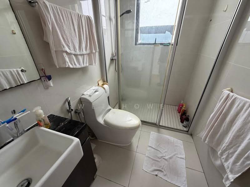 Condominium for Sale at Royal Strand @ Country Garden Danga Bay - Wee Howe - Bathroom - PropertyGuru.com.my