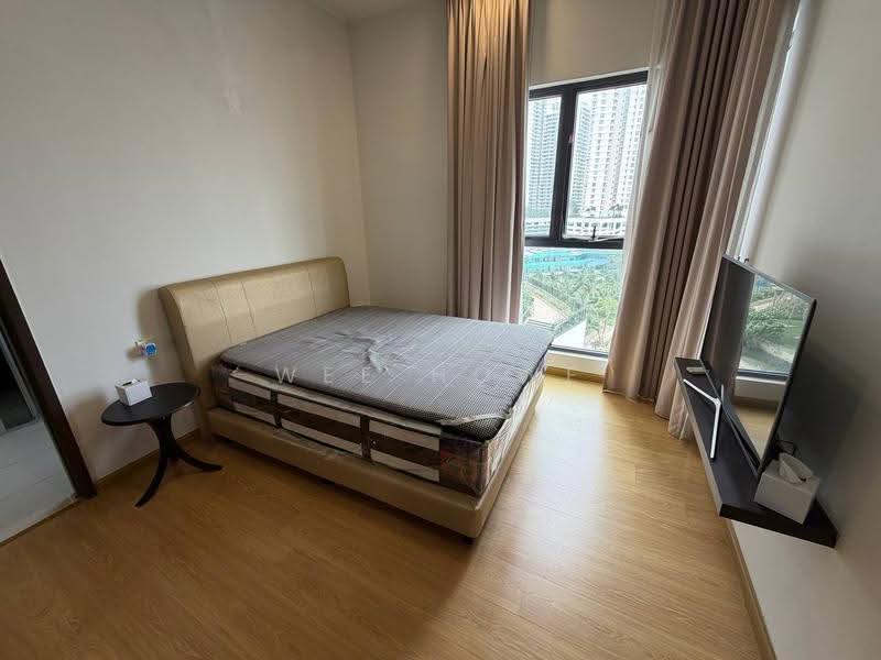 Condominium for Sale at Royal Strand @ Country Garden Danga Bay - Wee Howe - Bedroom - PropertyGuru.com.my