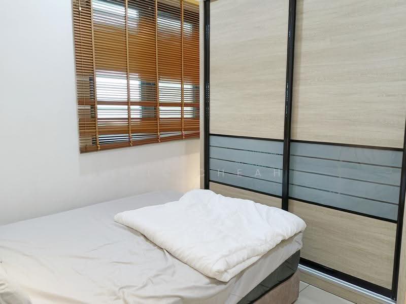 Condominium for Rent at Skyvilla @ D'Island - Eric Cheah - Bedroom - PropertyGuru.com.my