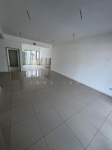 2-storey Terraced House for Sale in Bandar Gamuda Cove (Dengkil) - Tank Tan - Interior - PropertyGuru.com.my