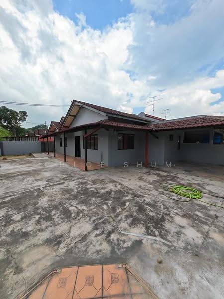 1-storey Terraced House for Sale in Taman Sri Tebrau (Johor Bahru) - Chloe Shum - Exterior - PropertyGuru.com.my
