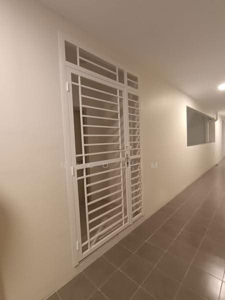 Kondominium untuk Disewa di Residensi Sateria - Nyco Lim - Corridor - PropertyGuru.com.my