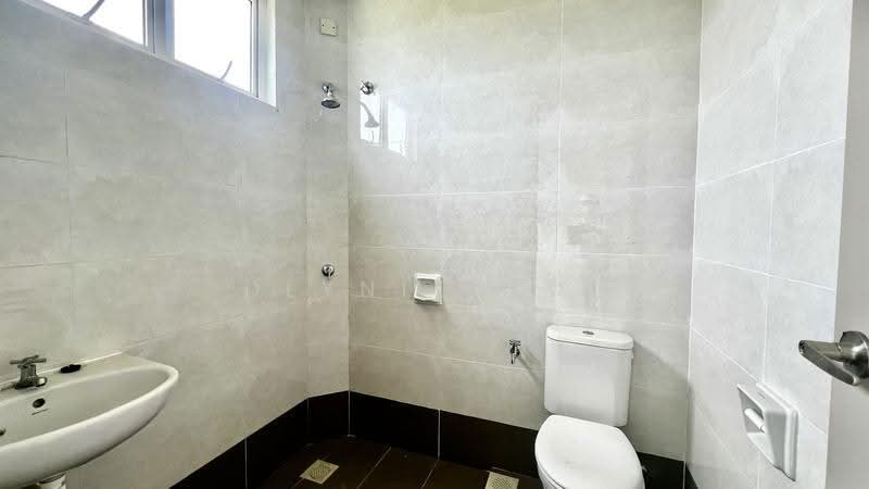 2-storey Terraced House for Sale in Taman Semanja (Kajang) - Dlynie Ooi - Bathroom - PropertyGuru.com.my