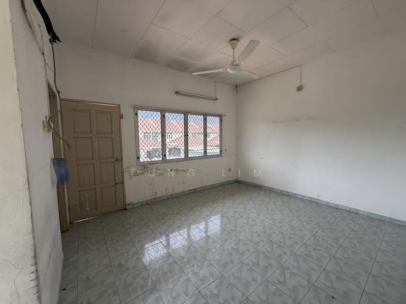 Rumah Teres untuk Dijual di Taman Lake View (Taiping) - Fung Lim - Interior - PropertyGuru.com.my