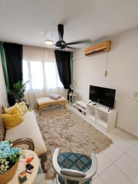 Pangsapuri untuk Disewa di De Palma - Alwin Lee - Living Room - PropertyGuru.com.my