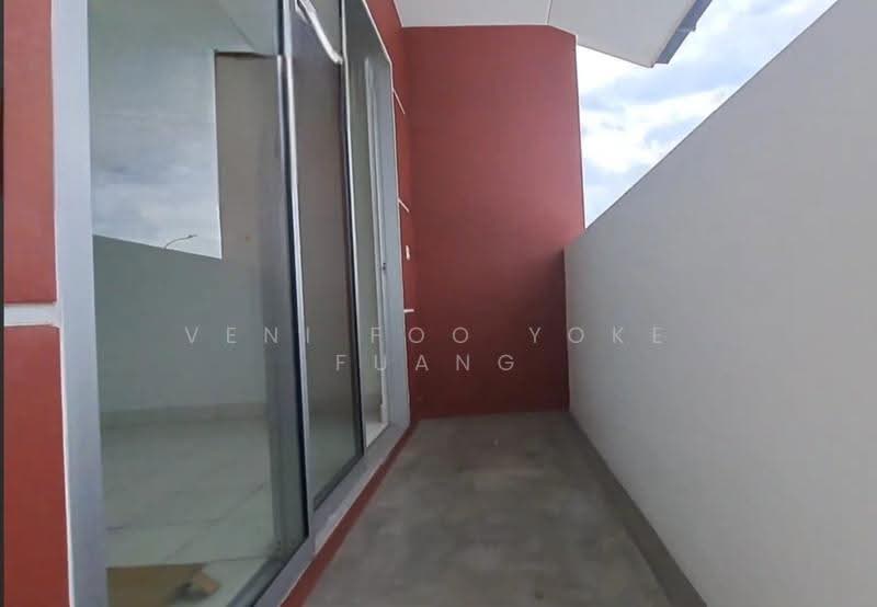 Rumah Bandar untuk Disewa di Bukit Raja (Selangor) - Veni Foo Yoke Fuang - Balcony - PropertyGuru.com.my