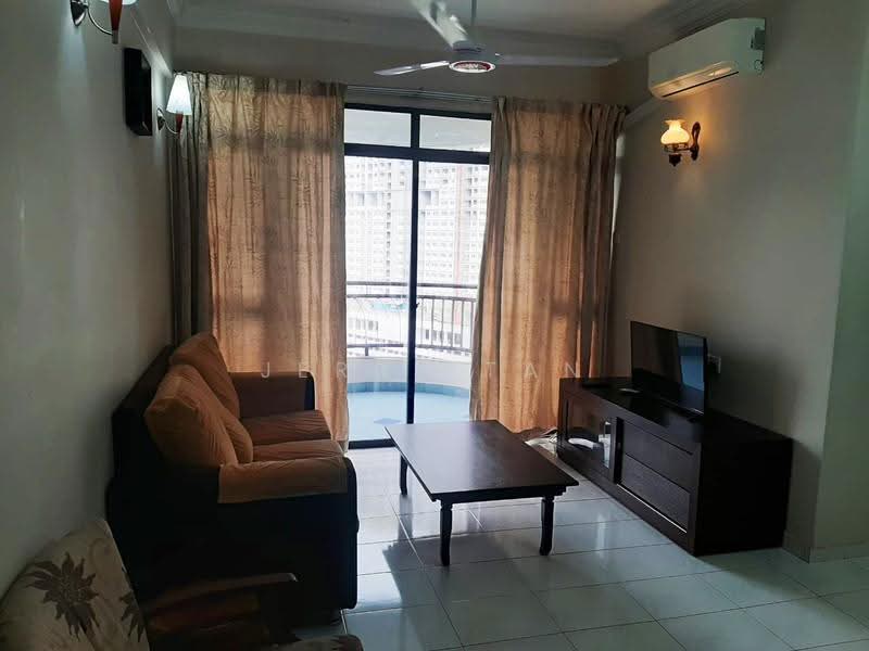 Kondominium untuk Disewa di E-Park Condominium - Jerry Tan - Living Room - PropertyGuru.com.my