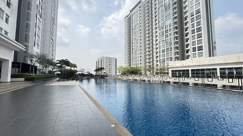Kediaman Servis untuk Disewa di Meridin Bayvue Serviced Apartment - Yi En Puah - Exterior - PropertyGuru.com.my