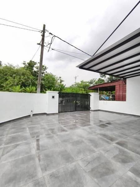 Rumah Teres 2-Tingkat untuk Disewa di Bandar Baru Permas Jaya (Permas Jaya) - Chloe Shum - Exterior - PropertyGuru.com.my