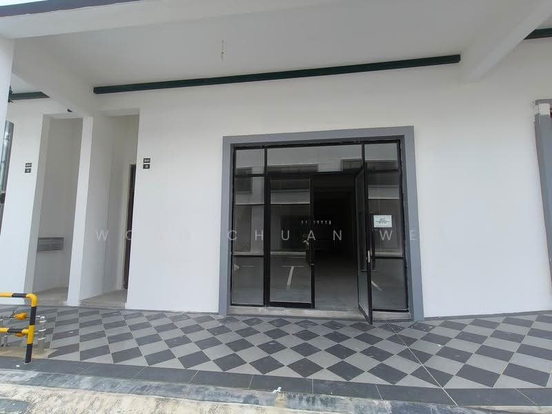 Shop / Office untuk Dijual di Kampung Baru Masai (Masai) - Wong Chuan Wei - Entrance - PropertyGuru.com.my