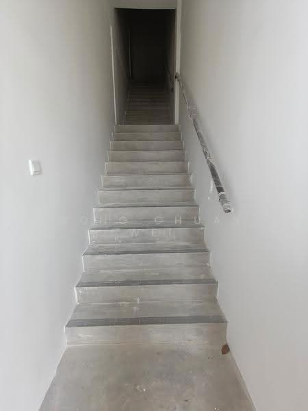 Shop / Office untuk Dijual di Kampung Baru Masai (Masai) - Wong Chuan Wei - Corridor - PropertyGuru.com.my