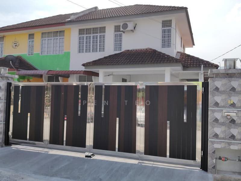 Rumah Berkembar untuk Disewa di Kampung Pagar Buluh (Sungai Ara) - Pen Teo - Exterior - PropertyGuru.com.my