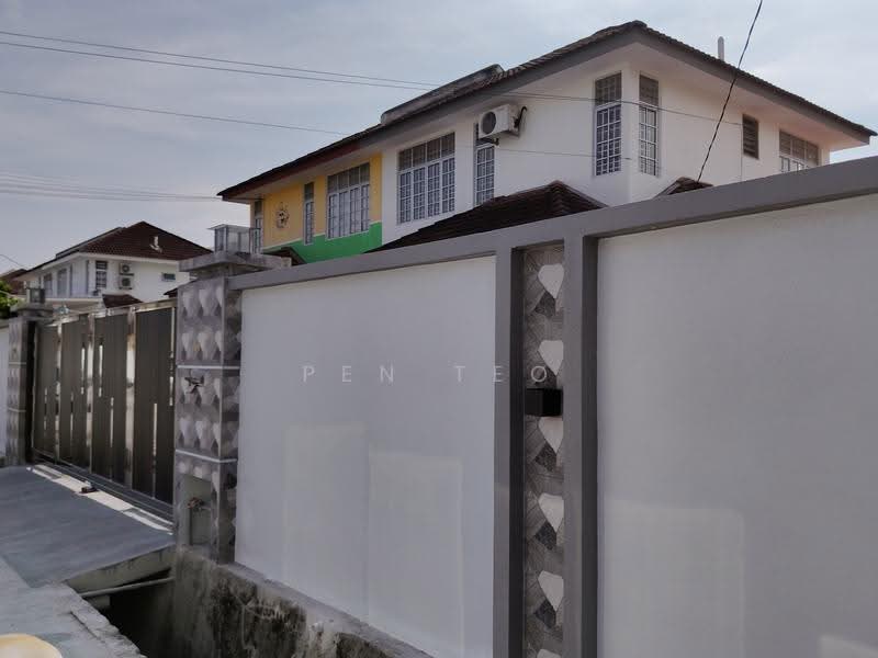 Rumah Berkembar untuk Disewa di Kampung Pagar Buluh (Sungai Ara) - Pen Teo - Exterior - PropertyGuru.com.my