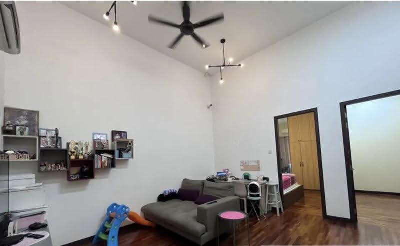 3-storey Terraced House for Sale in Taman Taynton View (Cheras) - Angel Ng - Living Room - PropertyGuru.com.my