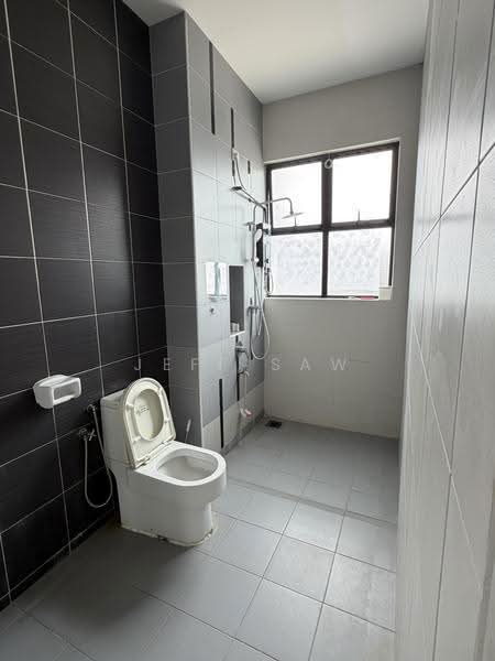 Semi-Detached House for Sale in Taman Nusa Idaman (Iskandar Puteri (Nusajaya)) - Jeff Saw - Bathroom - PropertyGuru.com.my