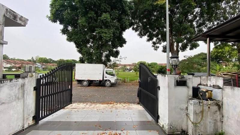 Terraced House for Sale in Seksyen 32, Kemuning Green Ville (Shah Alam) - Amierul Hafizie - Exterior - PropertyGuru.com.my