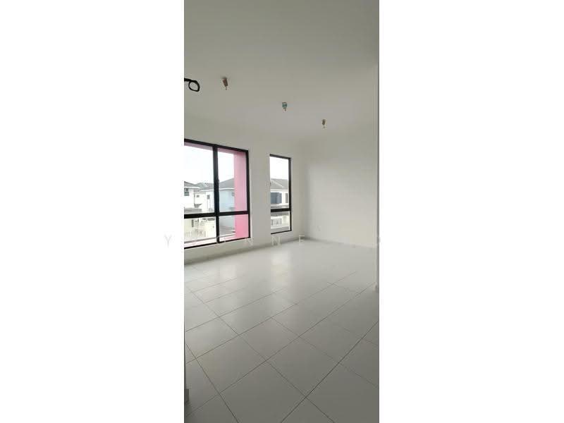 Rumah Teres 2-Tingkat untuk Dijual di Taman Austin Duta (Tebrau) - Yvonne Ho - Interior - PropertyGuru.com.my