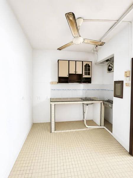 Rumah Flat untuk Dijual di Taman Cendana - ALHAFIZ AZIS - Kitchen - PropertyGuru.com.my