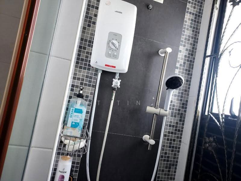 Rumah Teres 2-Tingkat untuk Disewa di Putra Avenue (Subang Jaya) - Lilian Ee - Bathroom - PropertyGuru.com.my