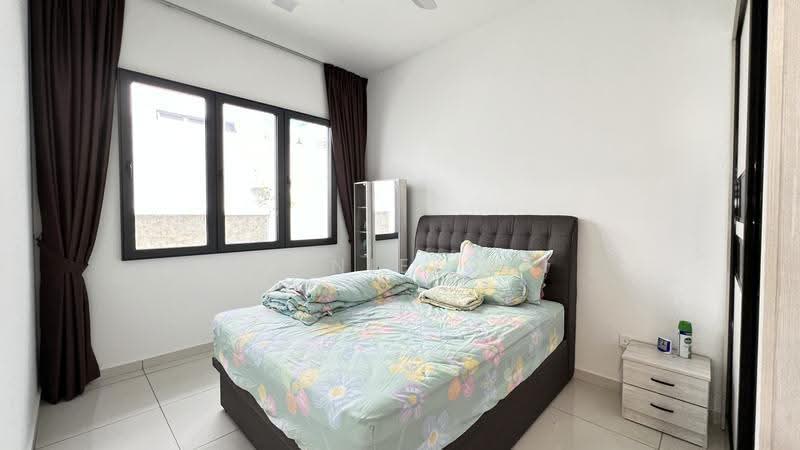 Semi-Detached House for Sale in Taman Semanja (Kajang) - Dlynie Ooi - Bedroom - PropertyGuru.com.my