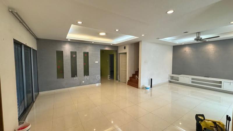 Semi-Detached House for Sale in Bandar Tun Hussein Onn (Cheras) - Angel Ng - Living Room - PropertyGuru.com.my