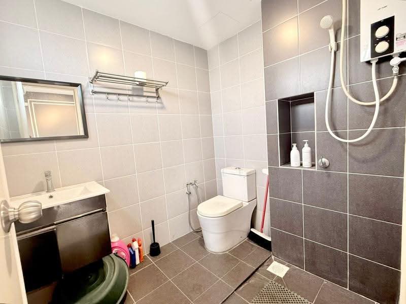 Kondominium untuk Disewa di D' Camellia - Zack Lee - Bathroom - PropertyGuru.com.my