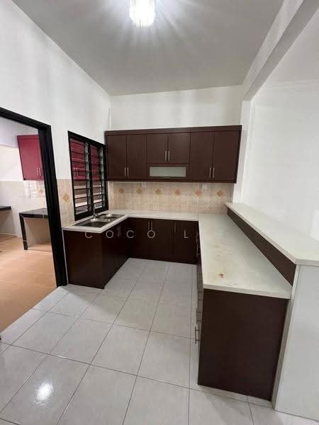 Rumah Teres 2-Tingkat untuk Dijual di Taman Mutiara Rini (Skudai) - Coco Lee - Kitchen - PropertyGuru.com.my