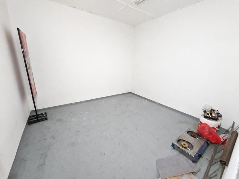 Shop for Rent in SS2 (Petaling Jaya) - Lee Jo Surf - Interior - PropertyGuru.com.my