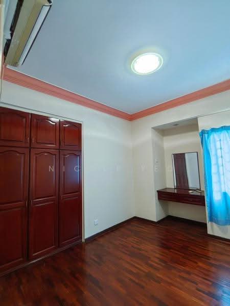 Kondominium untuk Disewa di Pasir Mutiara Condominium - Nicole Yeo - Bedroom - PropertyGuru.com.my