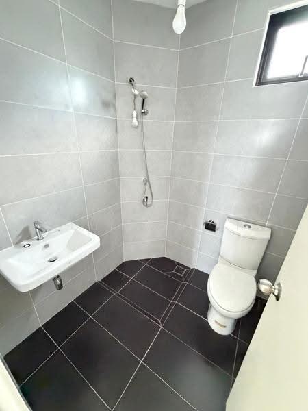 Terraced House for Sale in Bandar Cassia (Batu Kawan) - Louis Chuah - Bathroom - PropertyGuru.com.my