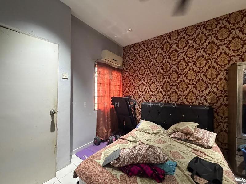 2-storey Terraced House for Sale in Taman Garing Utama (Rawang) - Evelyn Khoo - Bedroom - PropertyGuru.com.my