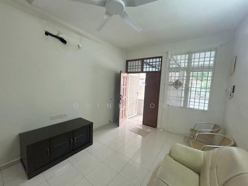 Rumah Berkembar untuk Disewa di Bukit Minyak (Penang) - Quinn Loh - Living Room - PropertyGuru.com.my