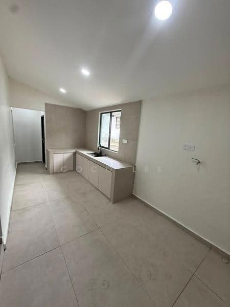 Rumah Teres 1-Tingkat untuk Dijual di Taman Ungku Tun Aminah (Skudai) - Coco Lee - Kitchen - PropertyGuru.com.my