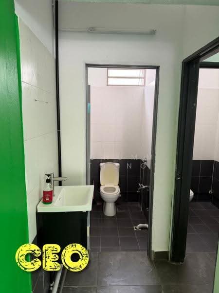 Kedai untuk Disewa di Simpang Ampat (Penang) - Magnumm Ong Theng Shen - Bathroom - PropertyGuru.com.my