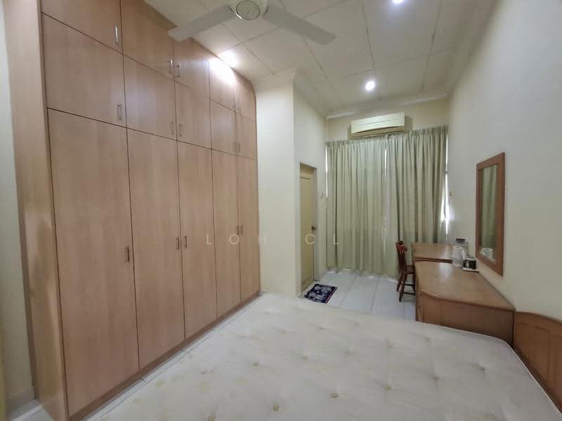 2-storey Terraced House for Sale in Desa Ria (Sungai Ara) - Loh CL - PropertyGuru.com.my