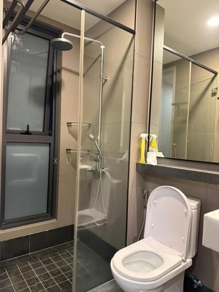Kediaman Servis untuk Disewa di Bloomsvale Menara Vista Petaling - Xue Er Ng - Bathroom - PropertyGuru.com.my