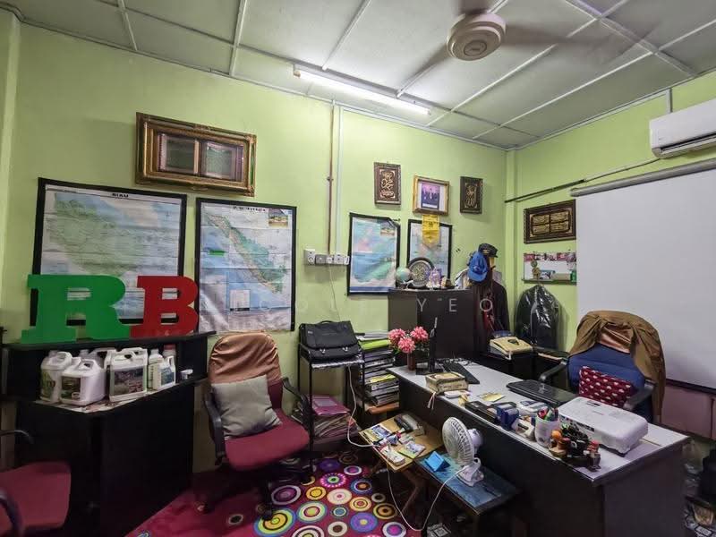 Factory for Sale in Durian Tunggal (Melaka) - Nicole Yeo - Study - PropertyGuru.com.my