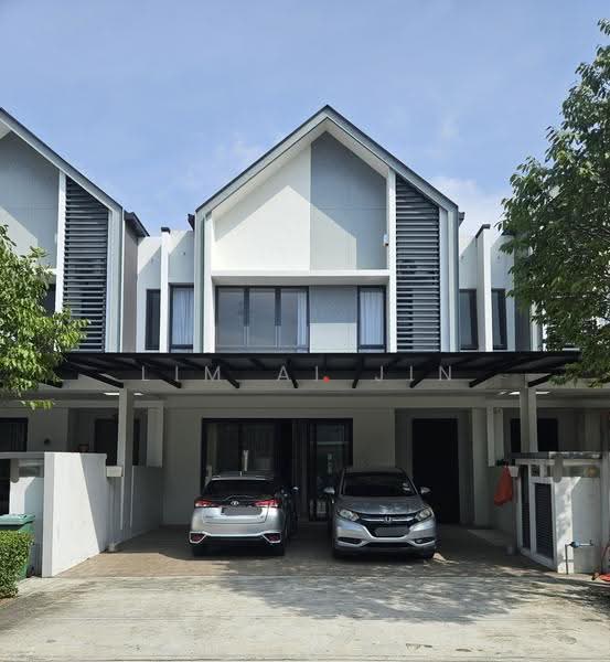 2-storey Terraced House for Sale in Kota Kemuning (Shah Alam) - Lim Ai Jin - Exterior - PropertyGuru.com.my