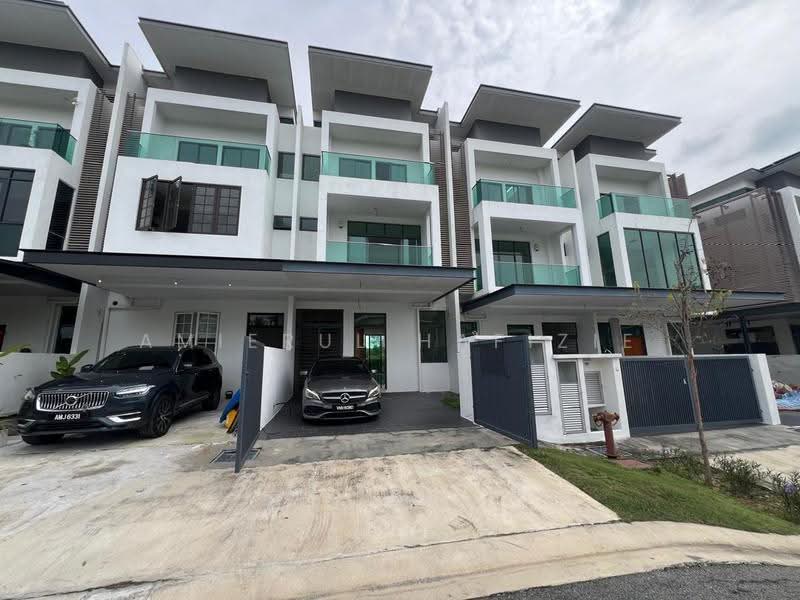 Rumah Teres 2.5-Tingkat untuk Dijual di Puchong (Selangor) - Amierul Hafizie - Exterior - PropertyGuru.com.my