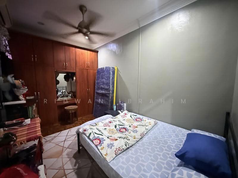 Rumah Kluster untuk Dijual di Kajang (Selangor) - Ridwan Ibrahim - Bedroom - PropertyGuru.com.my