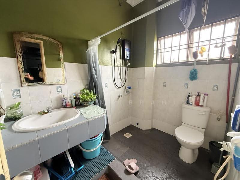 Rumah Kluster untuk Dijual di Kajang (Selangor) - Ridwan Ibrahim - Bathroom - PropertyGuru.com.my