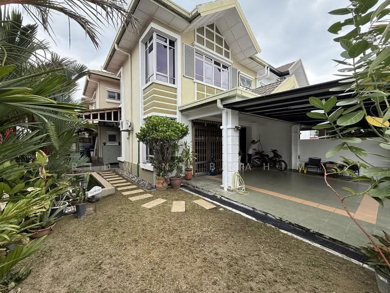 Rumah Kluster untuk Dijual di Kajang (Selangor) - Ridwan Ibrahim - Exterior - PropertyGuru.com.my