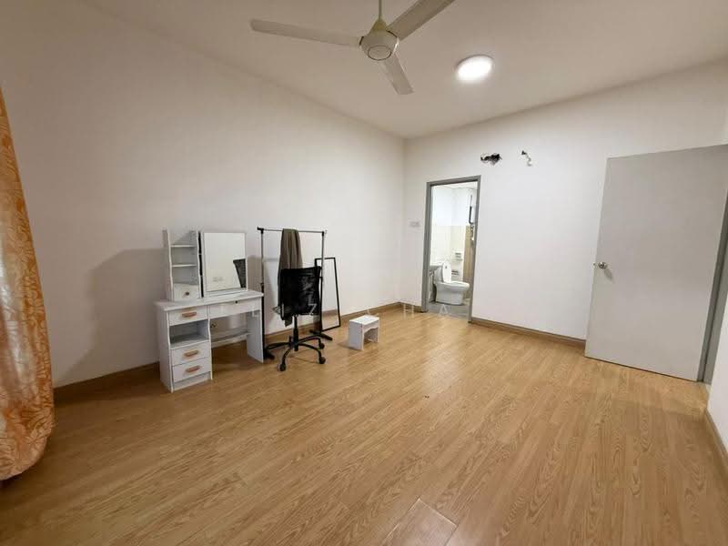 Kondominium untuk Disewa di Penaga @ Taman Raintree - Eliz Chan - Bedroom - PropertyGuru.com.my
