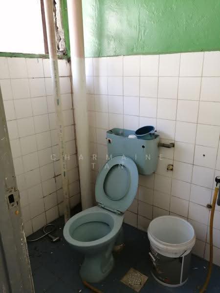 Pangsapuri untuk Dijual di Apartment Taman Desa Cheras - Charmaine Tan - Bathroom - PropertyGuru.com.my