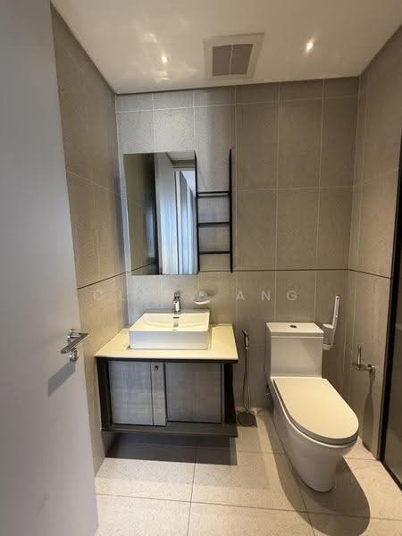 Kediaman Servis untuk Disewa di Millerz Square Serviced Residence - Clara Ang - Bathroom - PropertyGuru.com.my
